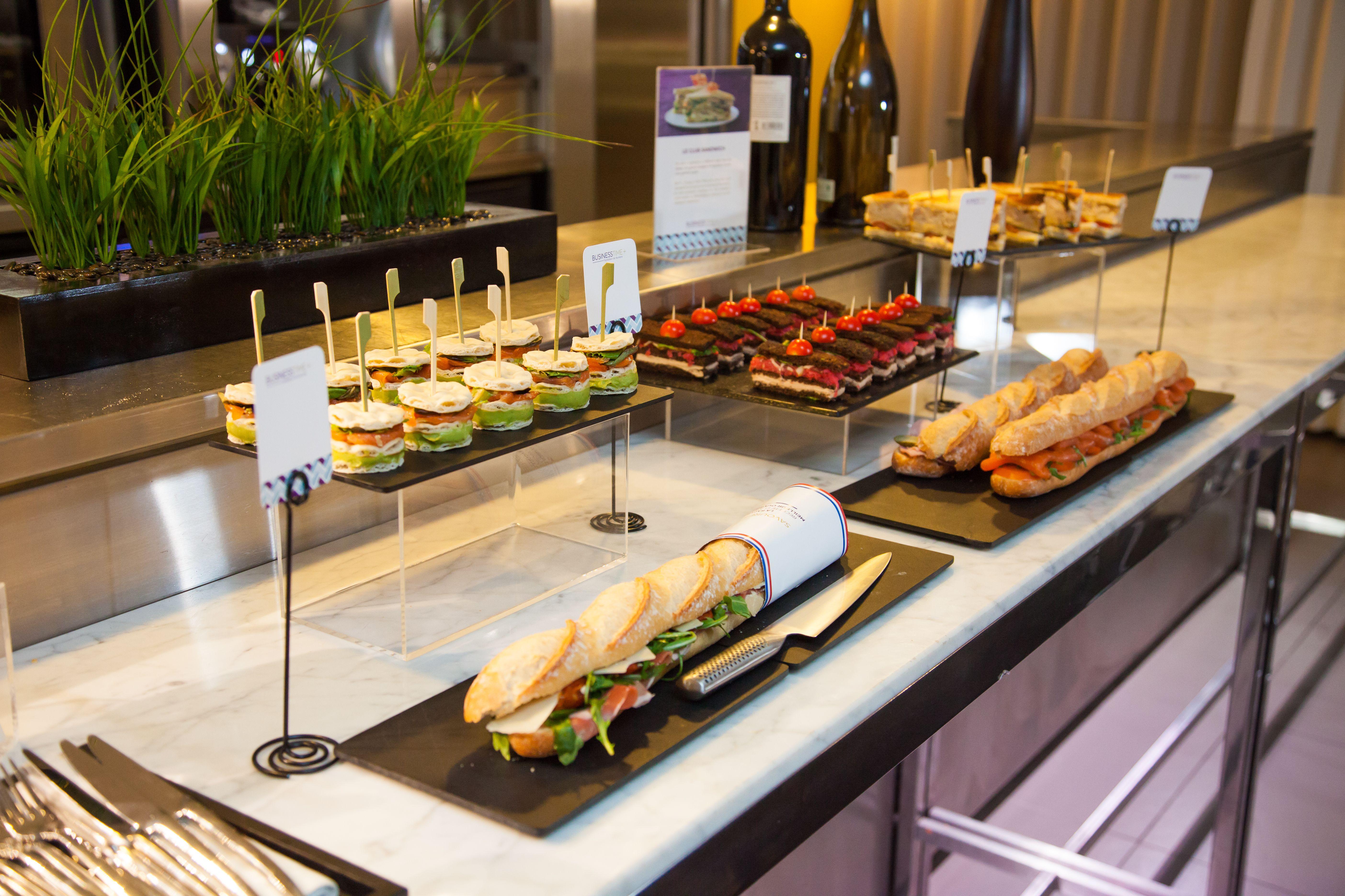 Hotel Mercure Lyon Centre Charpennes Villeurbanne Eksteriør billede
