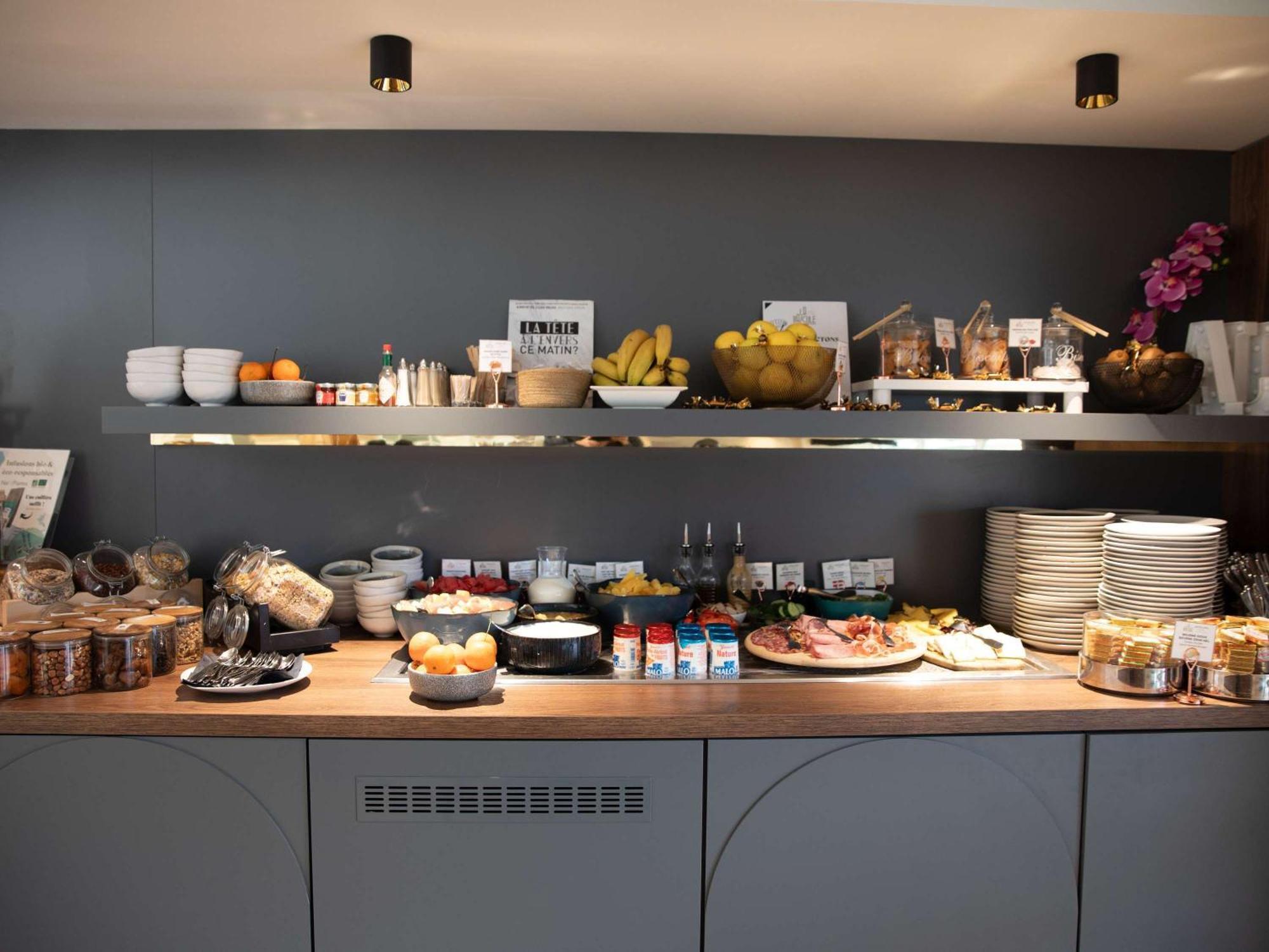 Hotel Mercure Lyon Centre Charpennes Villeurbanne Eksteriør billede