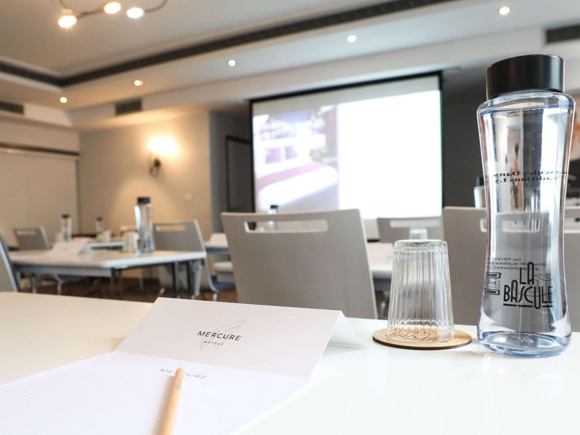 Hotel Mercure Lyon Centre Charpennes Villeurbanne Eksteriør billede