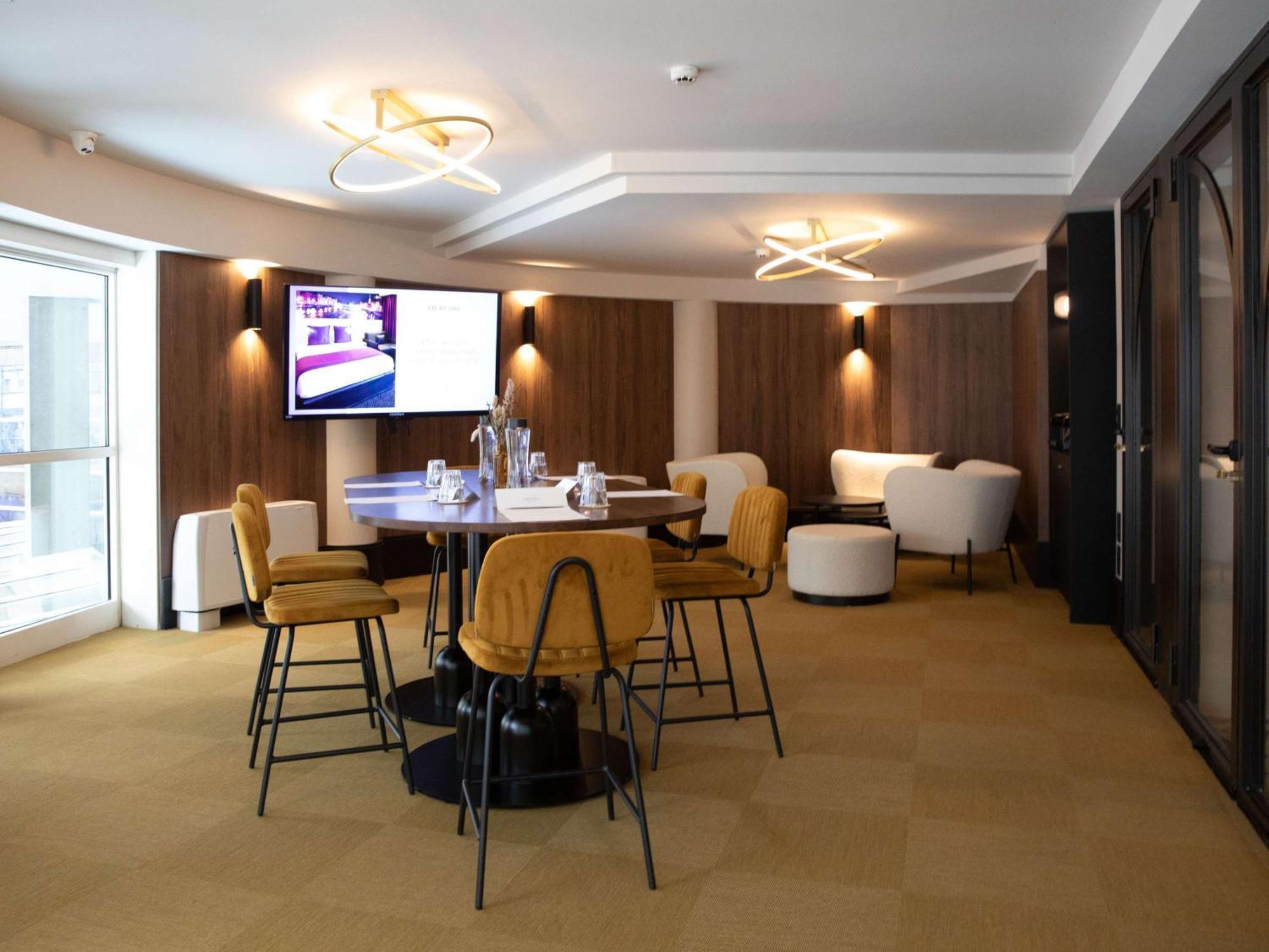 Hotel Mercure Lyon Centre Charpennes Villeurbanne Eksteriør billede