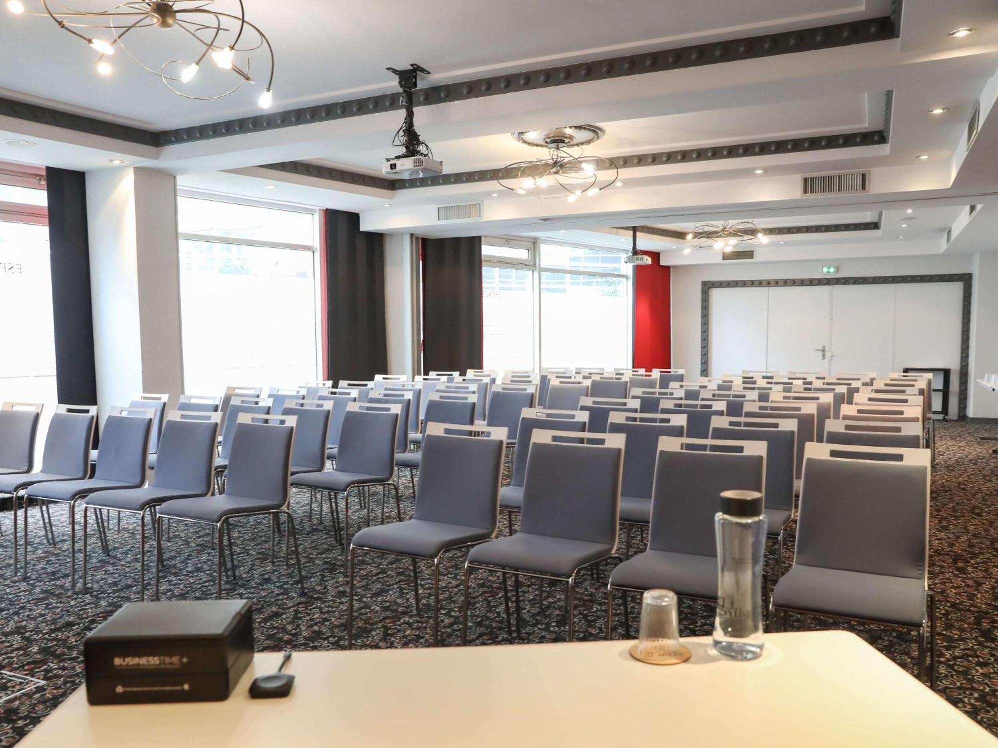 Hotel Mercure Lyon Centre Charpennes Villeurbanne Eksteriør billede