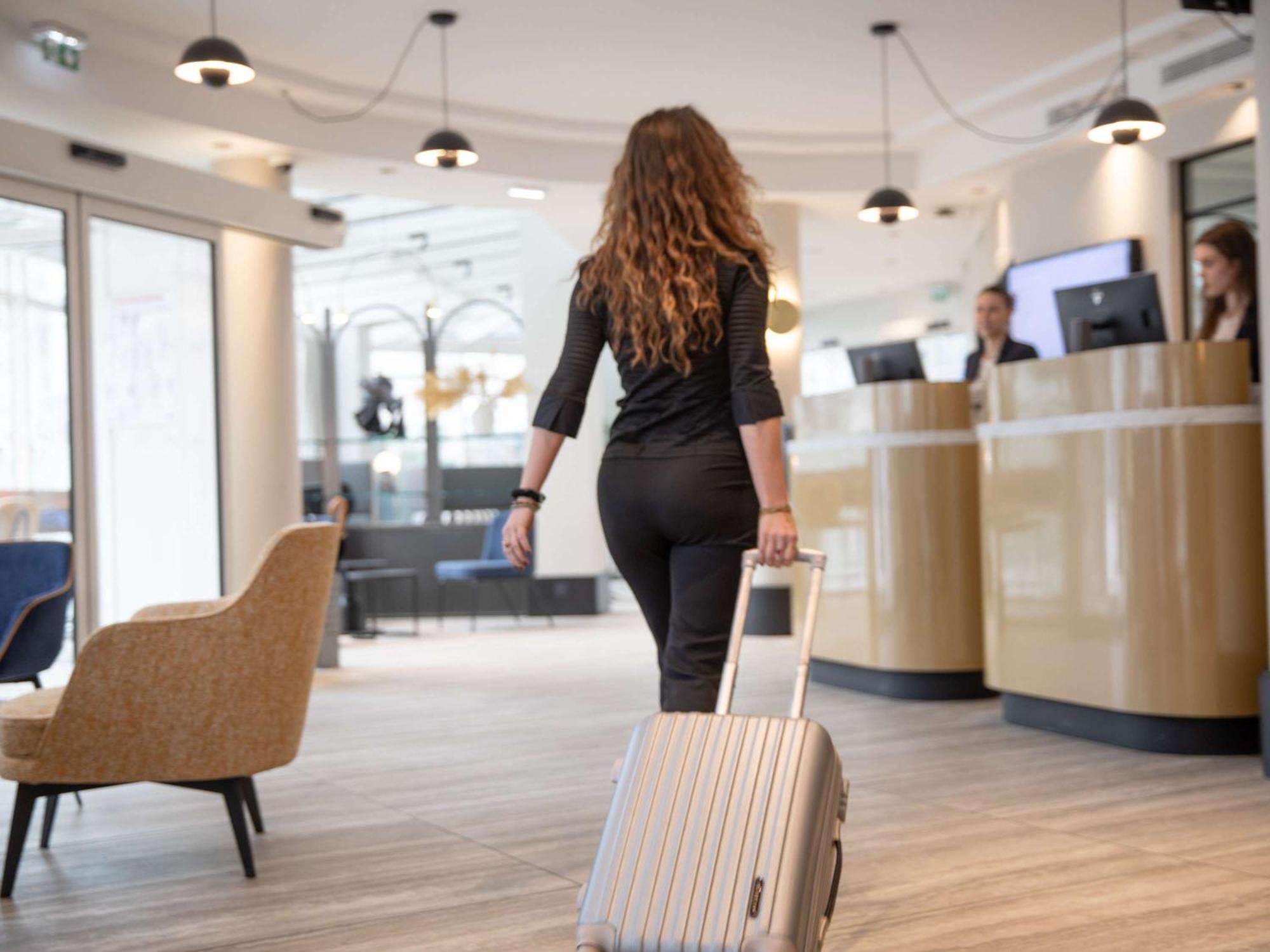 Hotel Mercure Lyon Centre Charpennes Villeurbanne Eksteriør billede